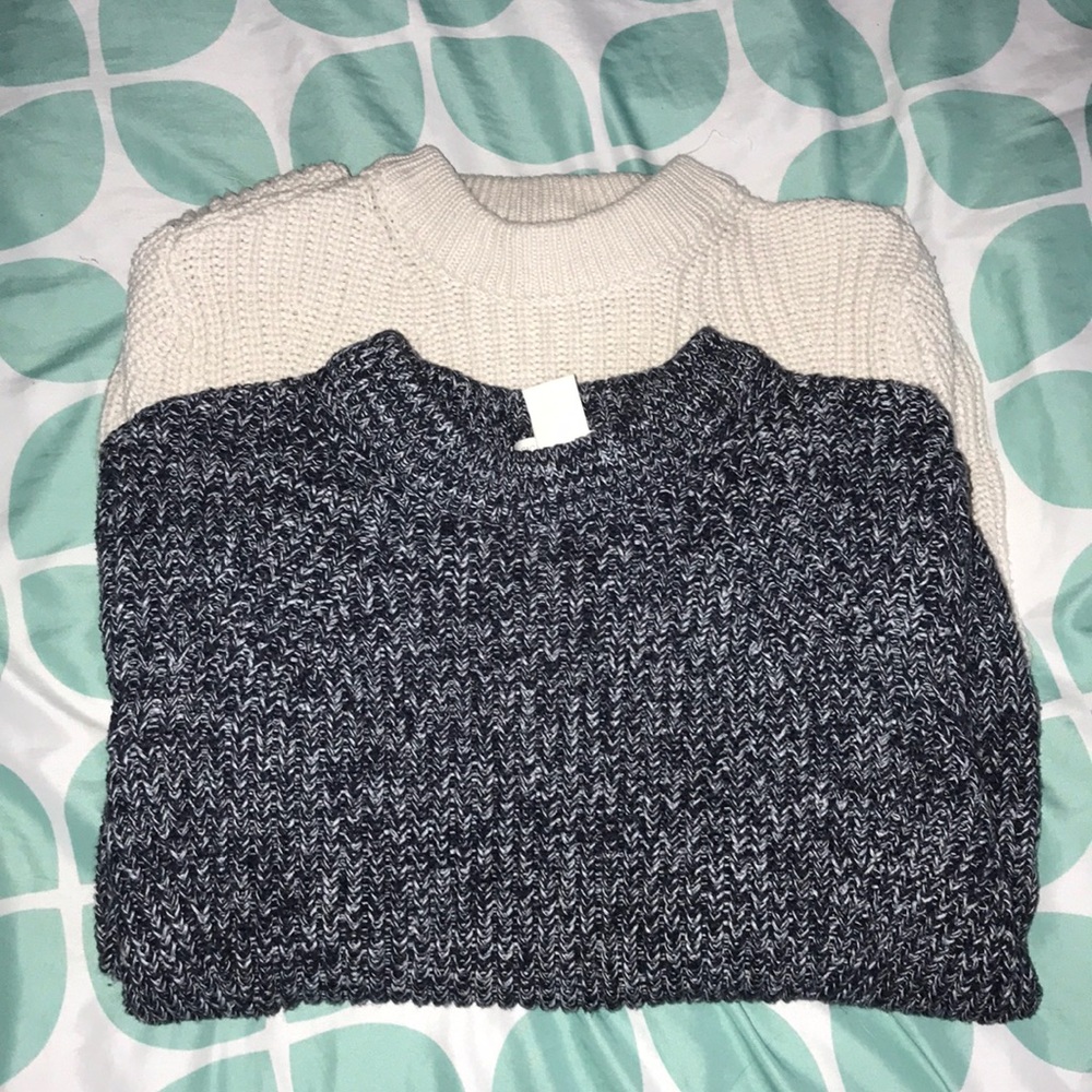 BASIC sweaters - Picture 2 of 4